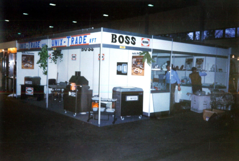 Élelmiszeripari kiállítás: A BOSS vákuumcsomagoló gépekkel (1991)