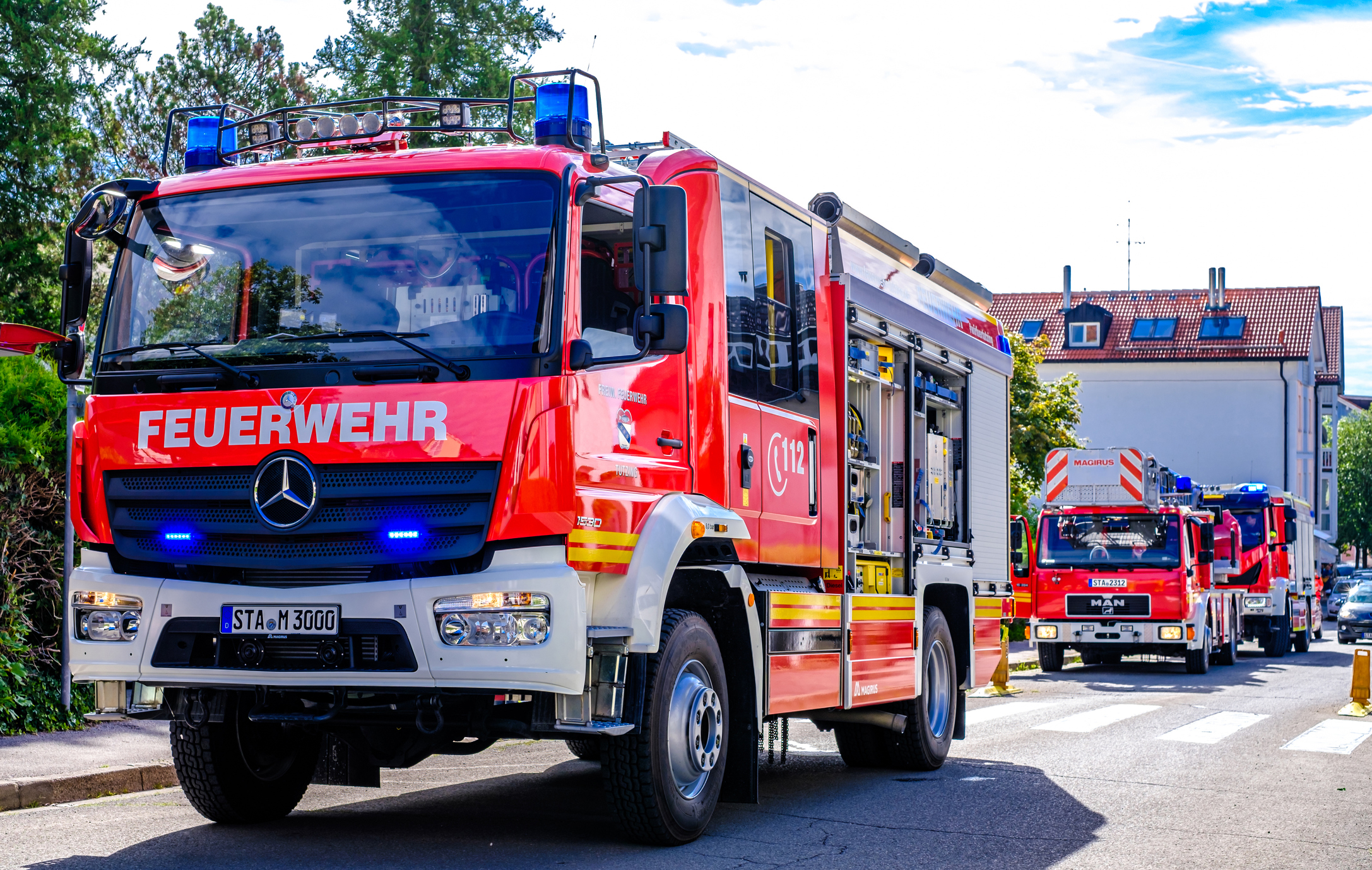 Die Feuerwehrfahrzeuge können nicht nur zur Brandbekämpfung eingesetzt werden, sondern auch für technische Rettungseinsätze sowie für Rettungen aus großer Höhe oder Tiefe.